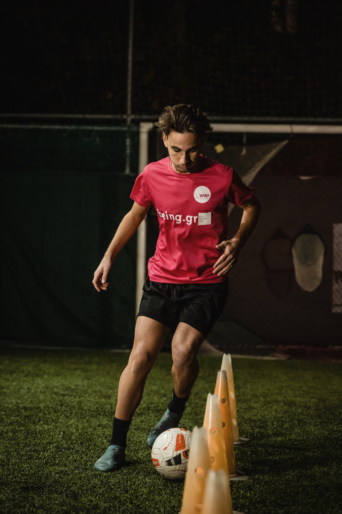 We Build Footballers — άσκηση με κώνους
