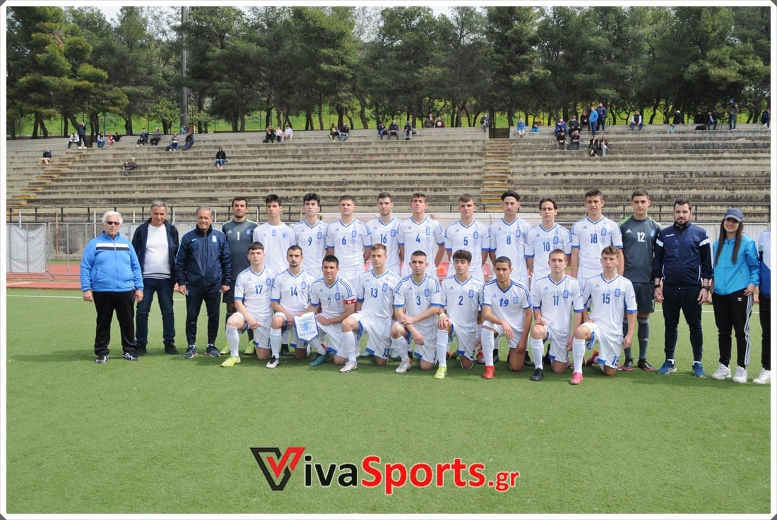 Μικτή Αθηνών Κ17 — ομαδική